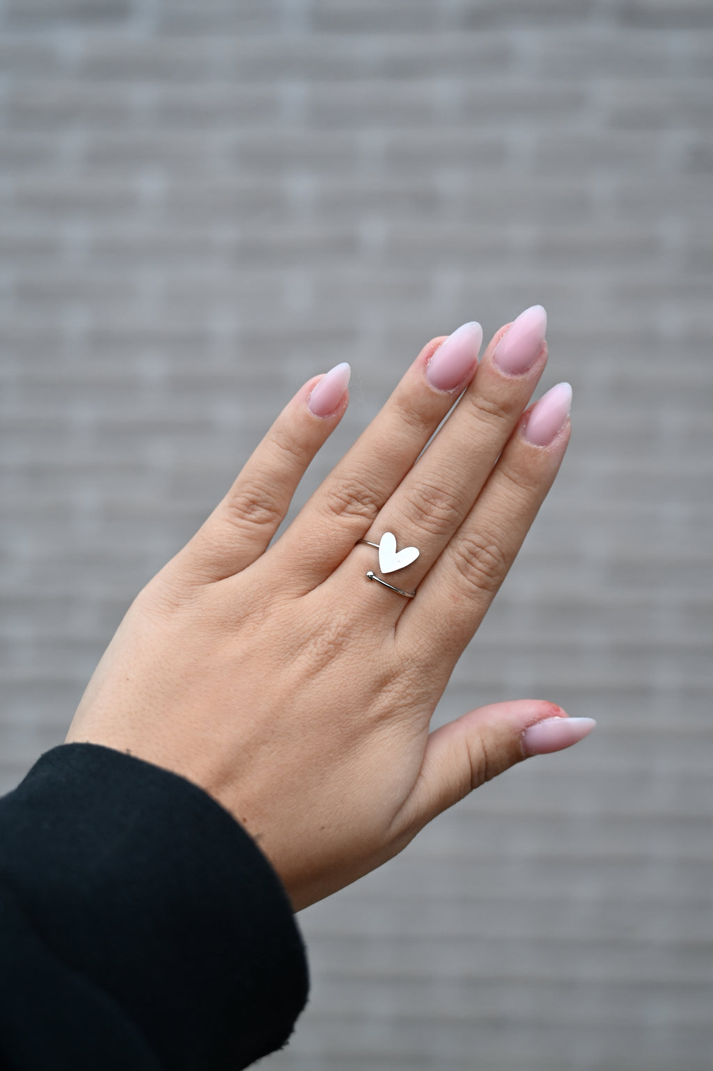 Amora Ring