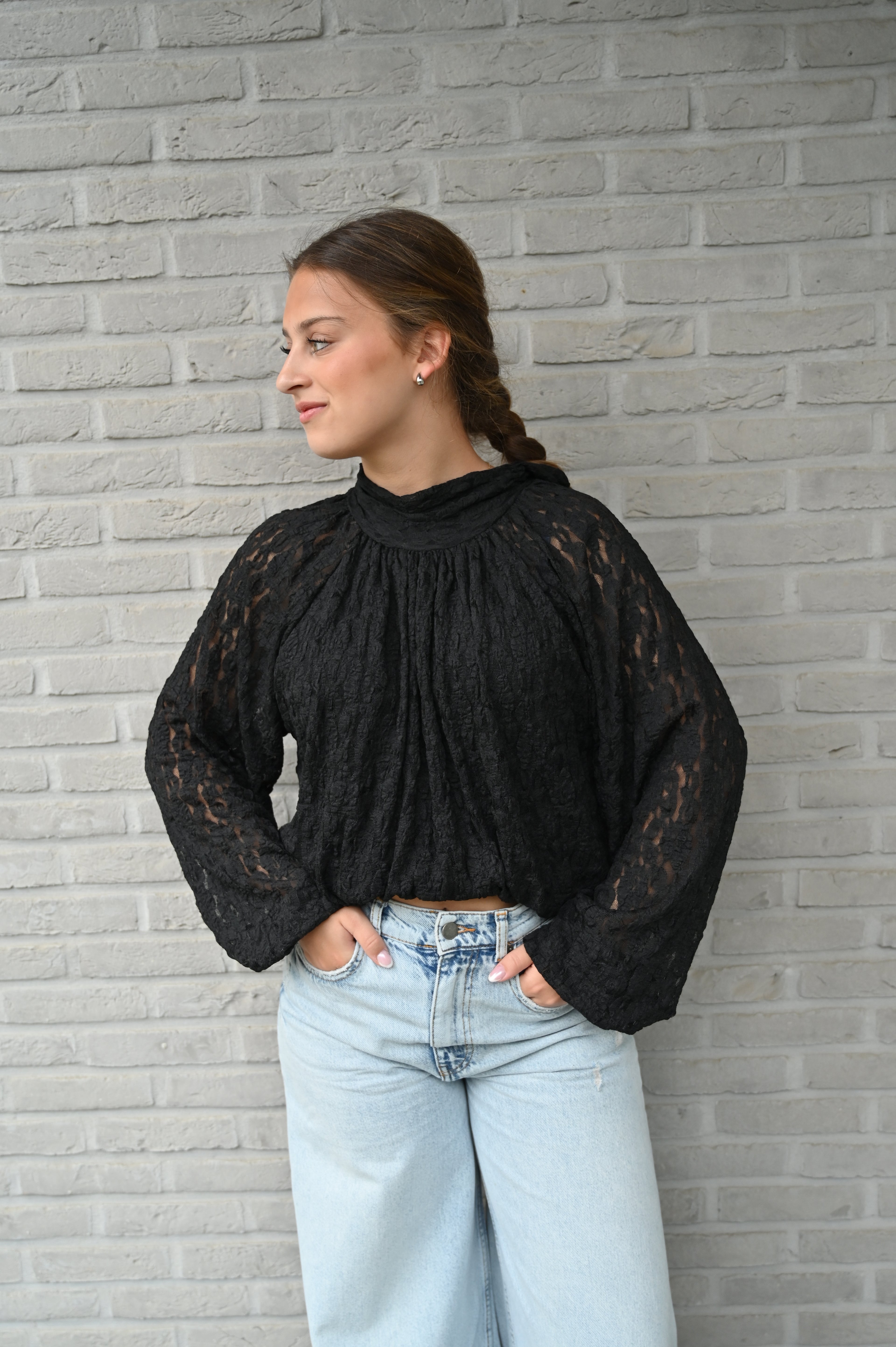Lace Blouse With Lining